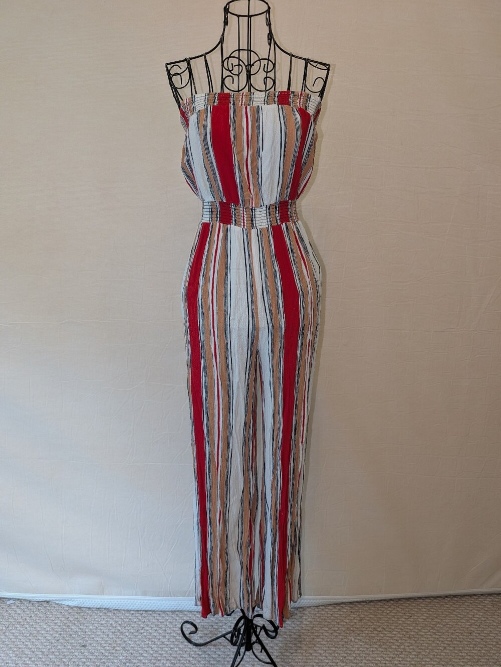 Stretchy Hugging Striped Jumpsuit